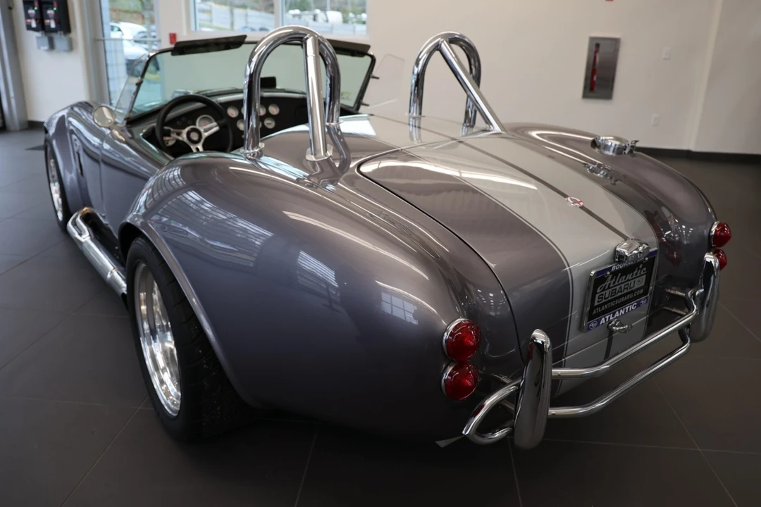 Shelby Cobra Replica - Image 13 of 31