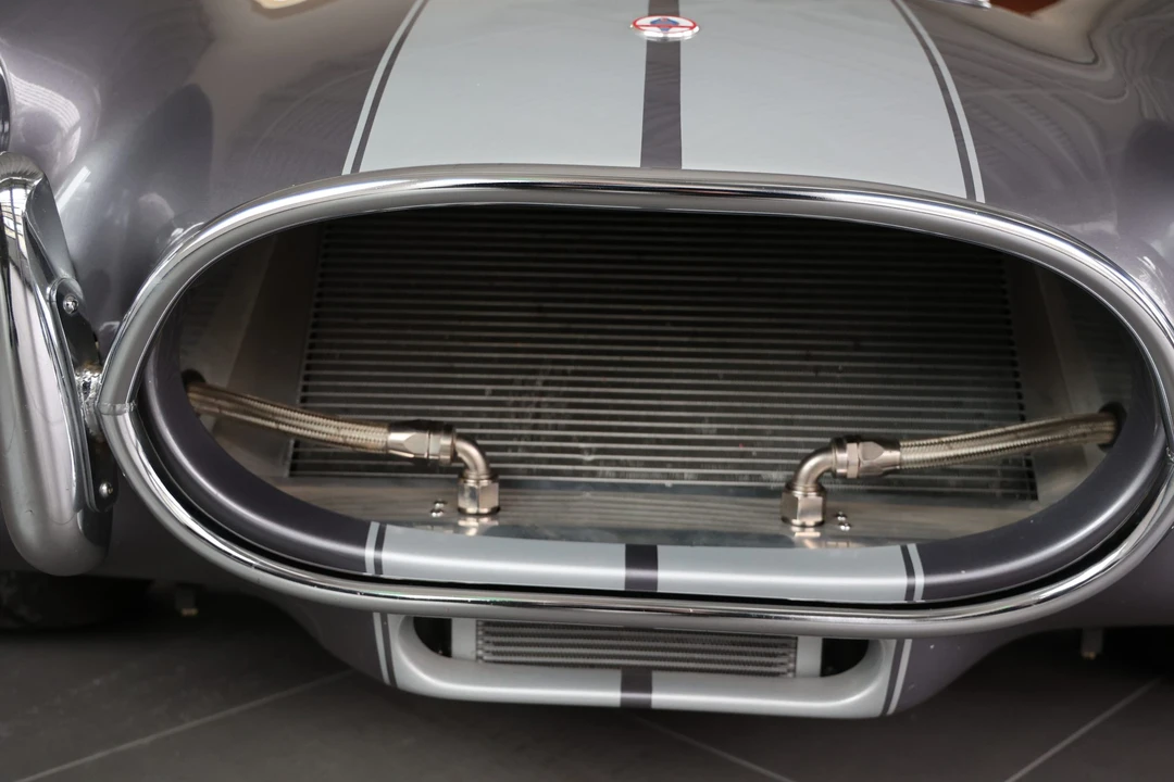 Shelby Cobra Replica - Image 27 of 31