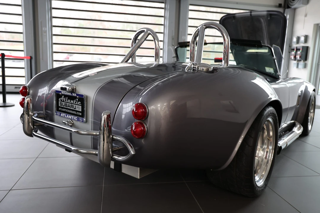 Shelby Cobra Replica - Image 21 of 31