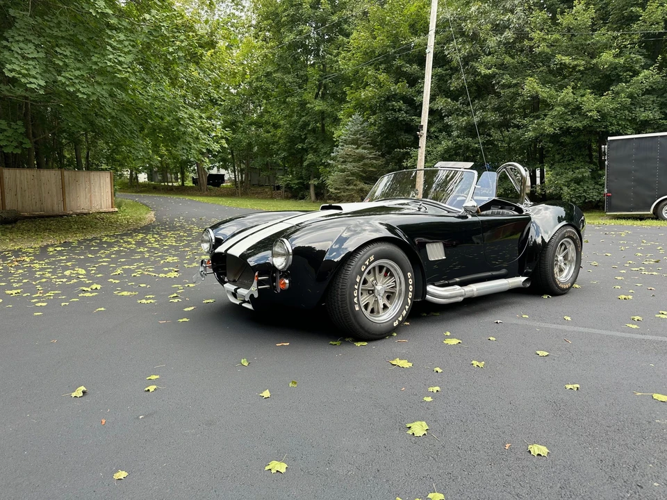Shelby Cobra Replica - Image 5 of 31