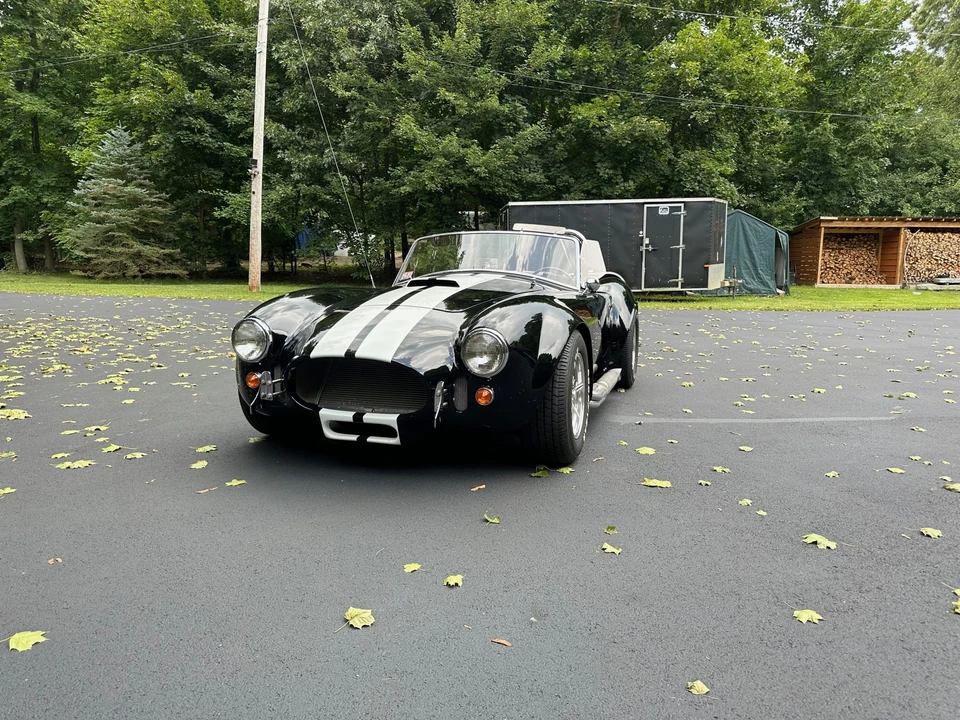 Shelby Cobra Replica - Image 3 of 31