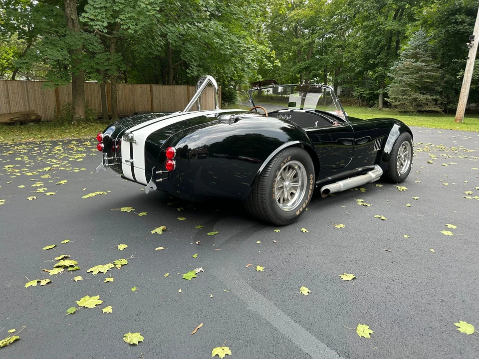 Shelby Cobra Replica - Image 22 of 31