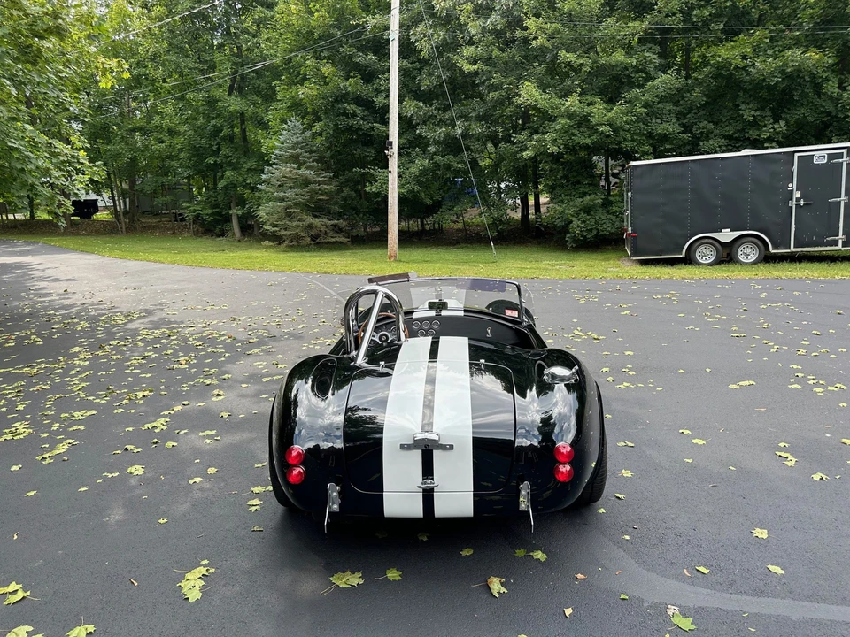 Shelby Cobra Replica - Image 14 of 31