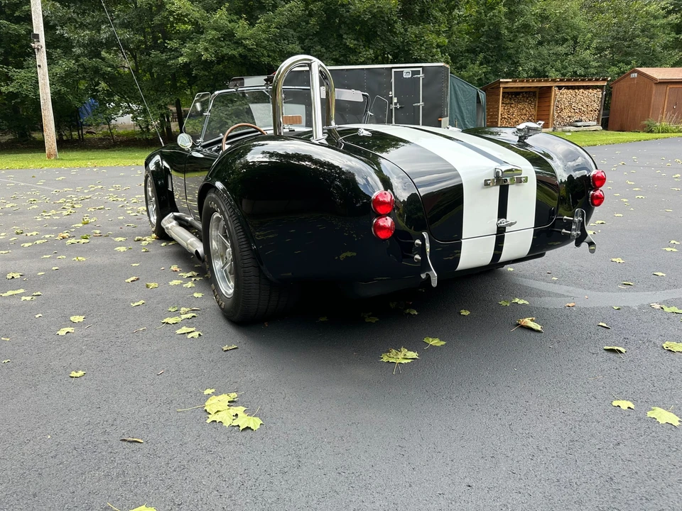 Shelby Cobra Replica - Image 13 of 31