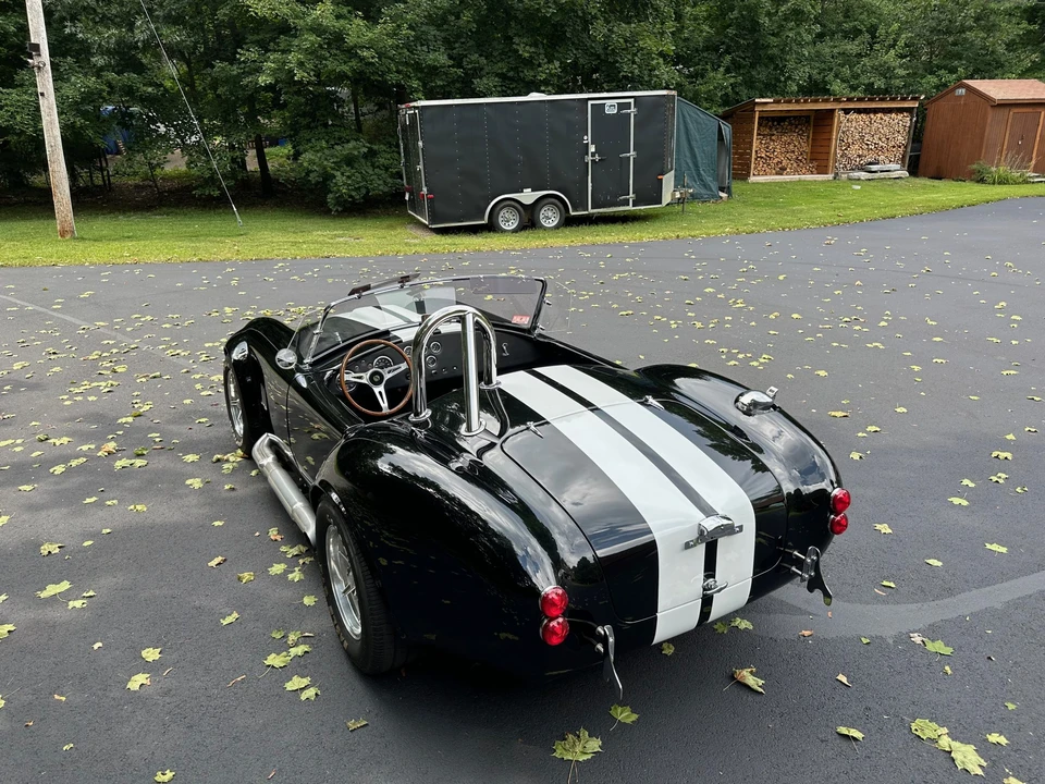 Shelby Cobra Replica - Image 11 of 31