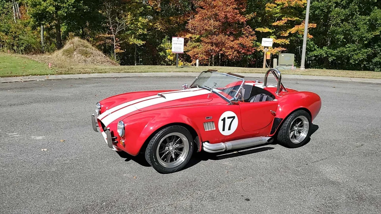Shelby Cobra Replica - Image 4 of 31