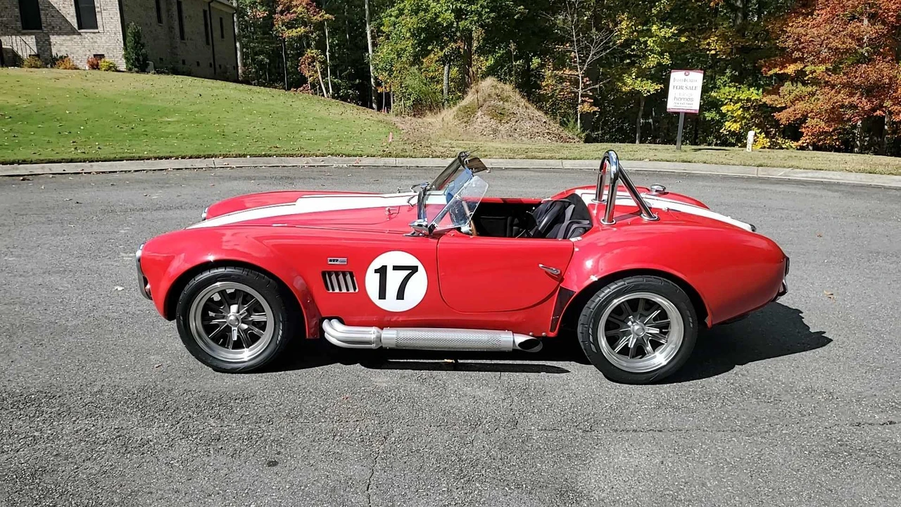 Shelby Cobra Replica - Image 5 of 31