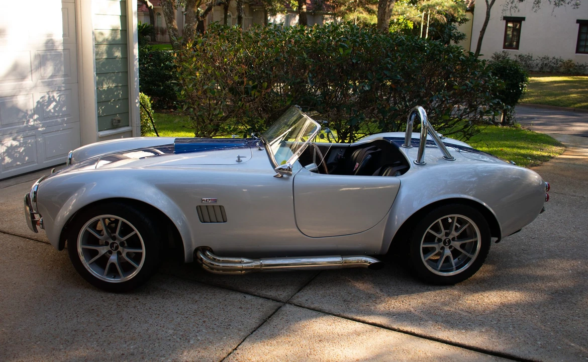 Shelby Cobra Replica - Image 25 of 31