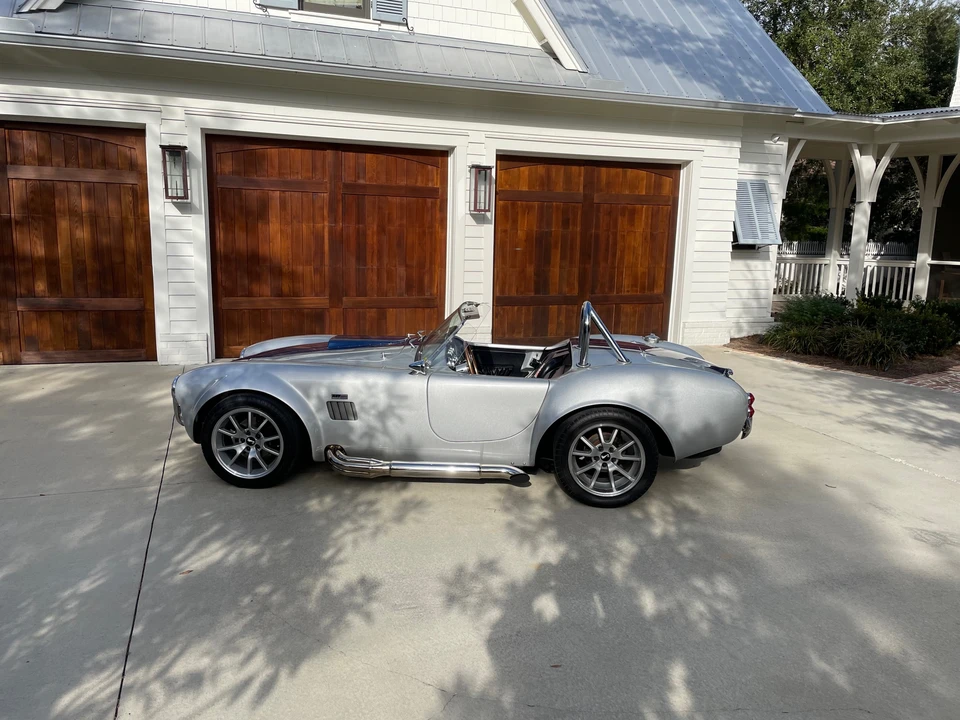 Shelby Cobra Replica - Image 9 of 31