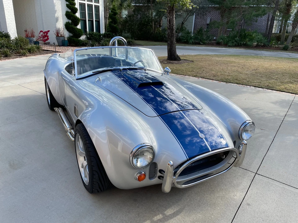 Shelby Cobra Replica - Image 2 of 31