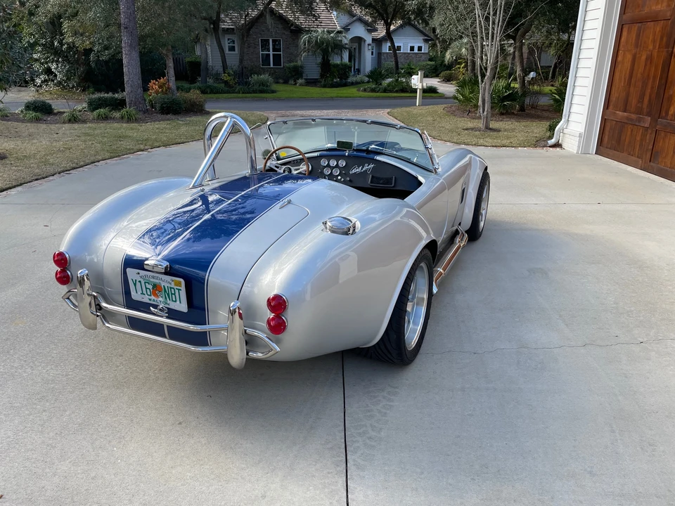 Shelby Cobra Replica - Image 14 of 31