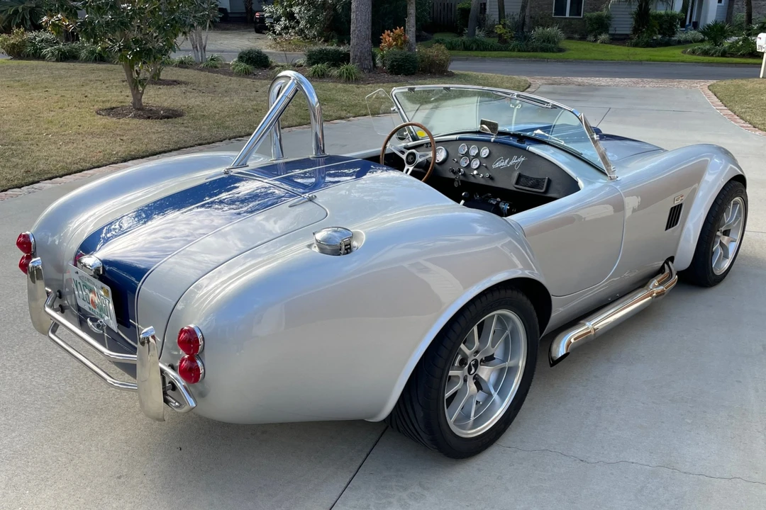 Shelby Cobra Replica - Image 15 of 31