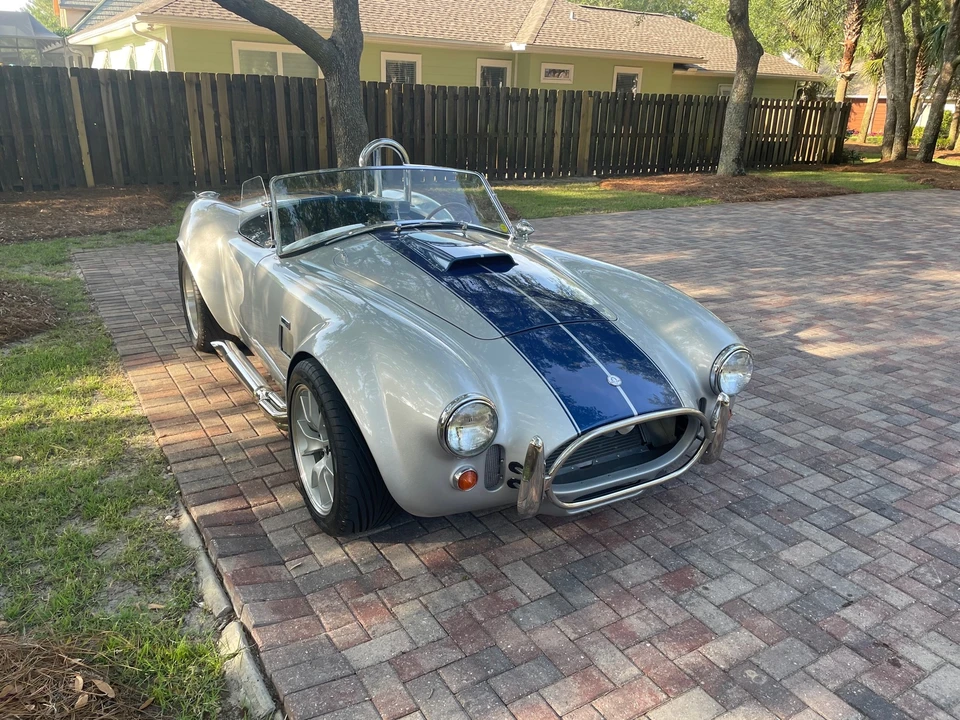 Shelby Cobra Replica - Image 6 of 31