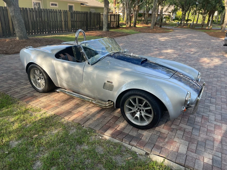 Shelby Cobra Replica - Image 9 of 31