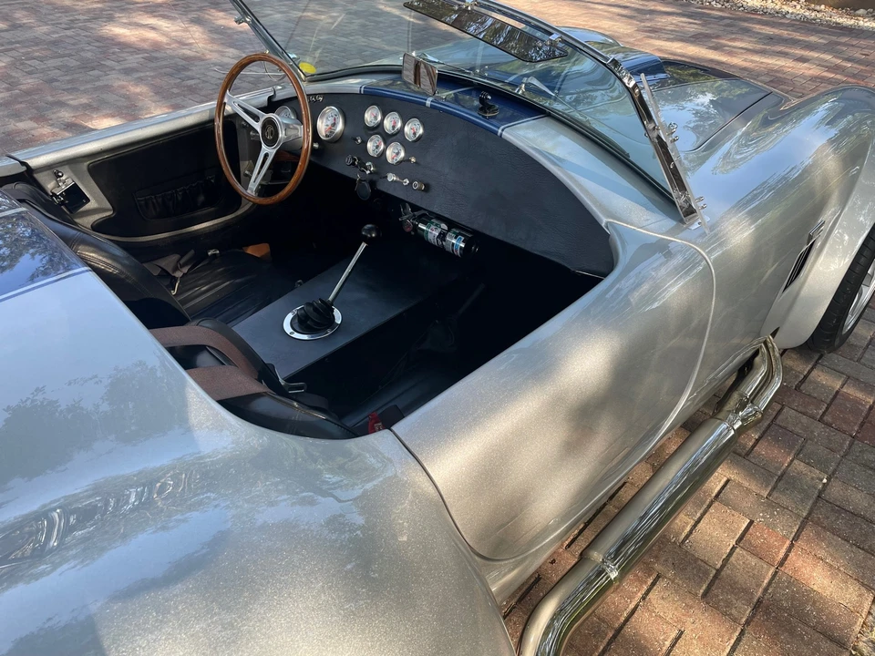 Shelby Cobra Replica - Image 20 of 31