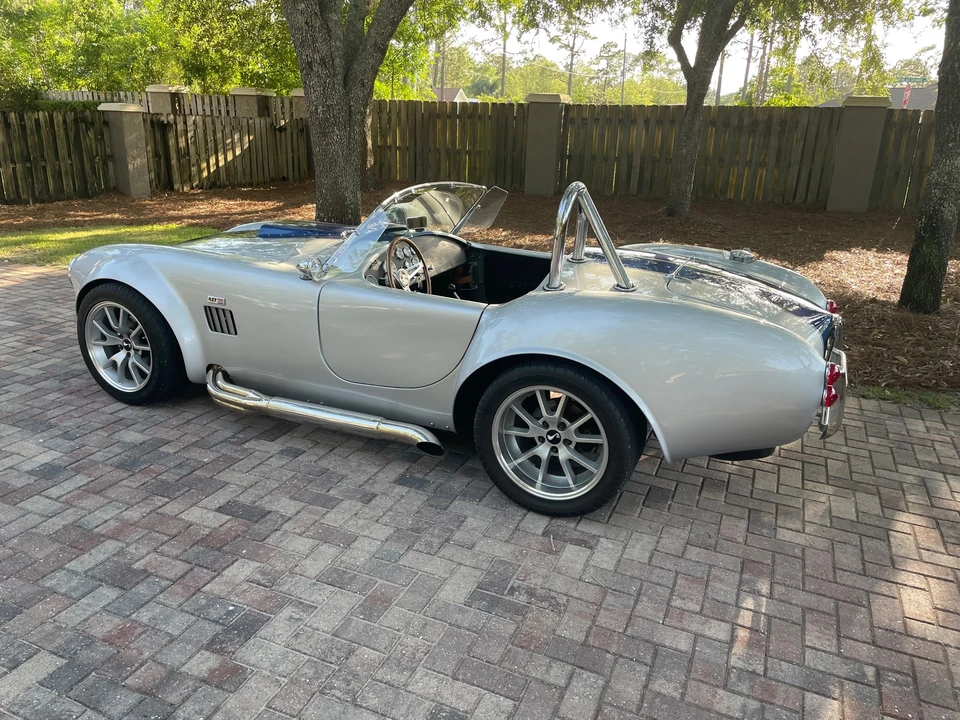 Shelby Cobra Replica - Image 14 of 31