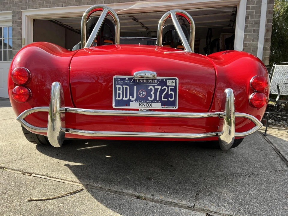 Shelby Cobra Replica - Image 9 of 31