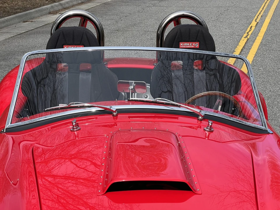 Shelby Cobra Replica - Image 25 of 31