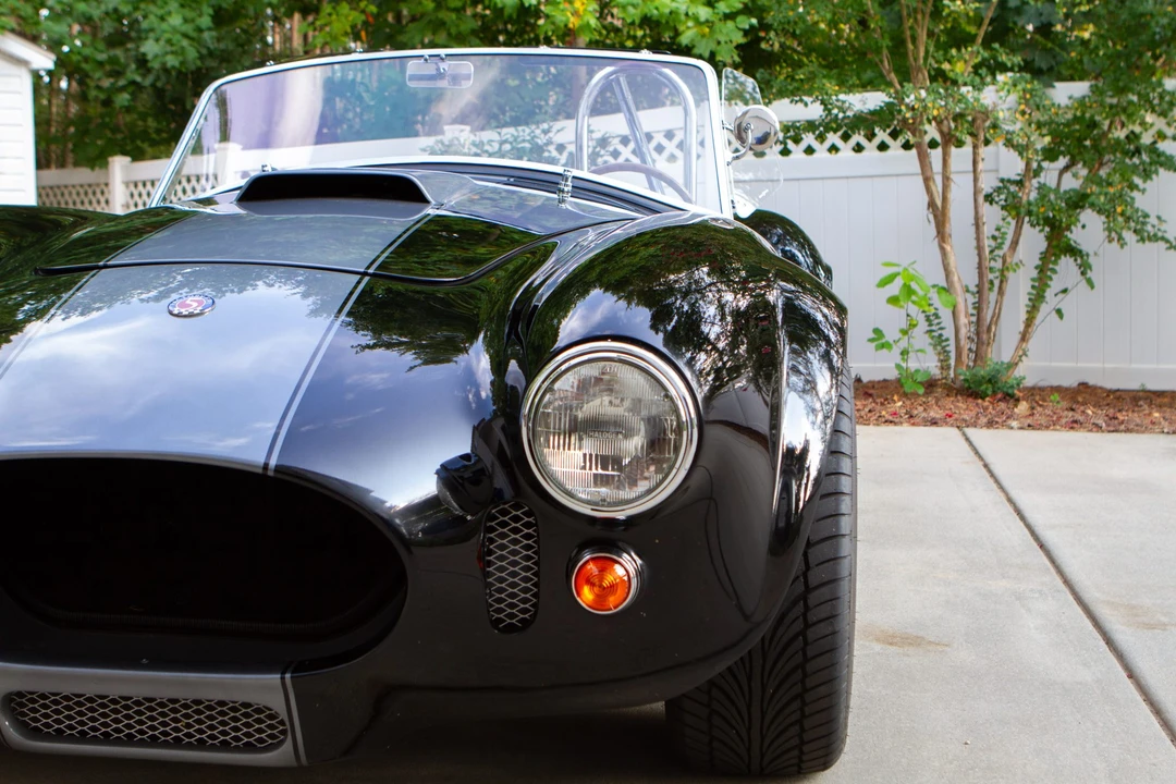 Shelby Cobra Replica - Image 10 of 31