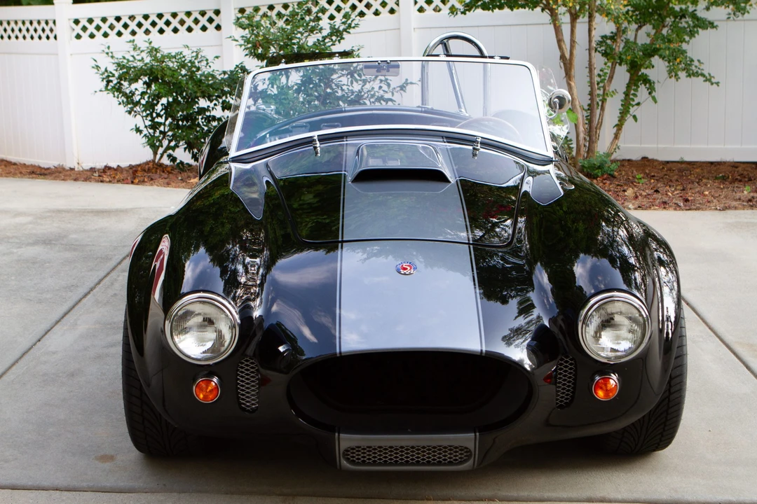 Shelby Cobra Replica - Image 7 of 31