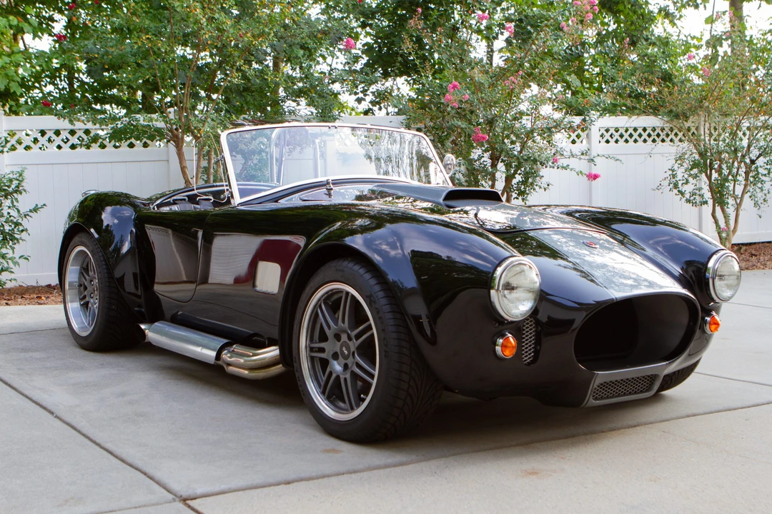 Shelby Cobra Replica - Image 4 of 31