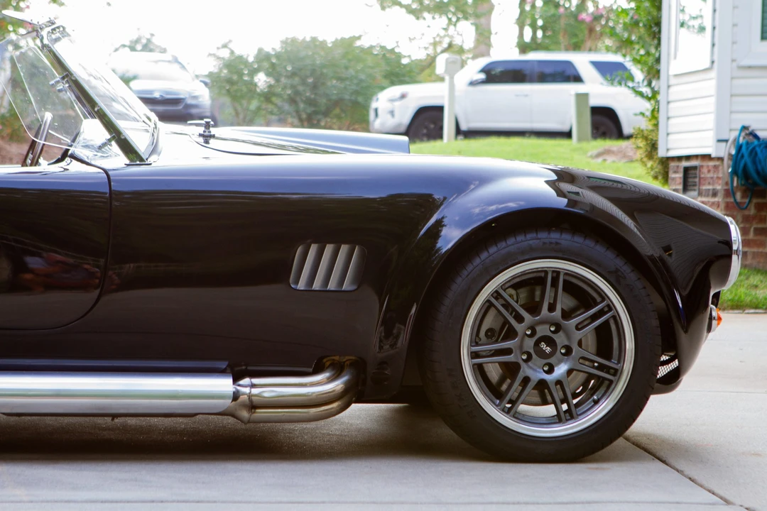 Shelby Cobra Replica - Image 26 of 31