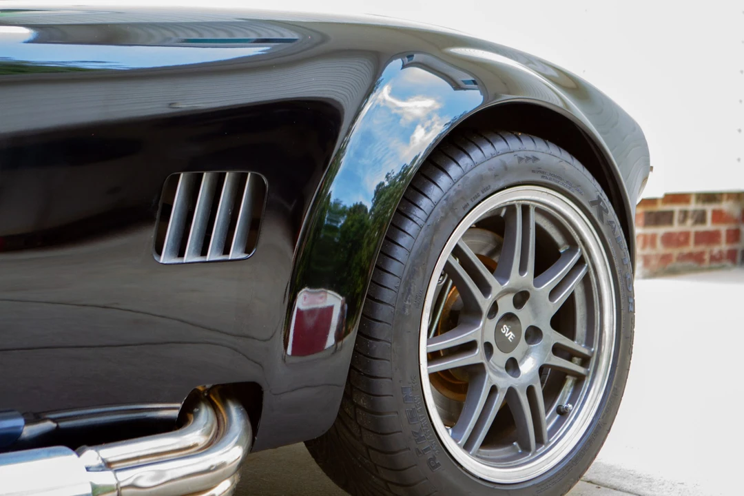 Shelby Cobra Replica - Image 28 of 31