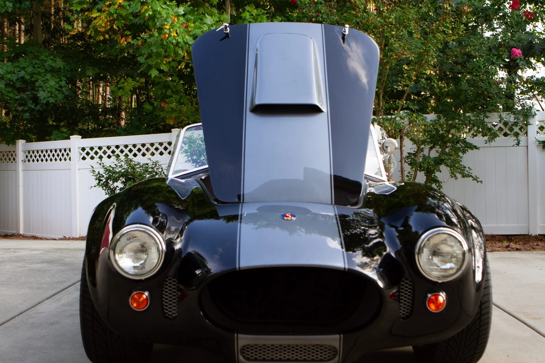 Shelby Cobra Replica - Image 12 of 31