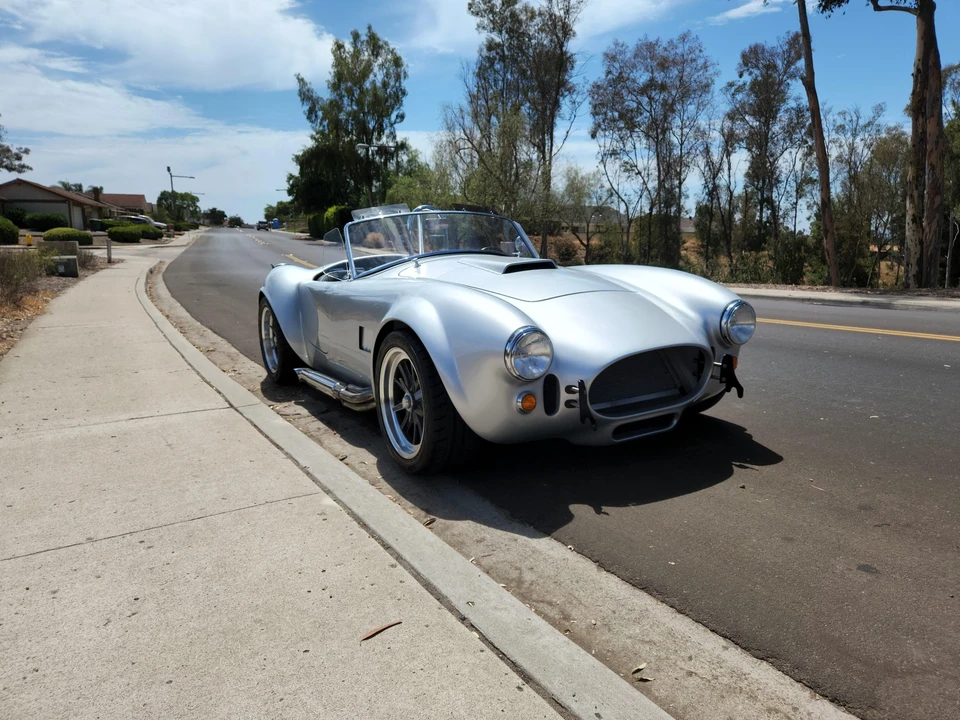 Shelby Cobra Replica - Image 2 of 31