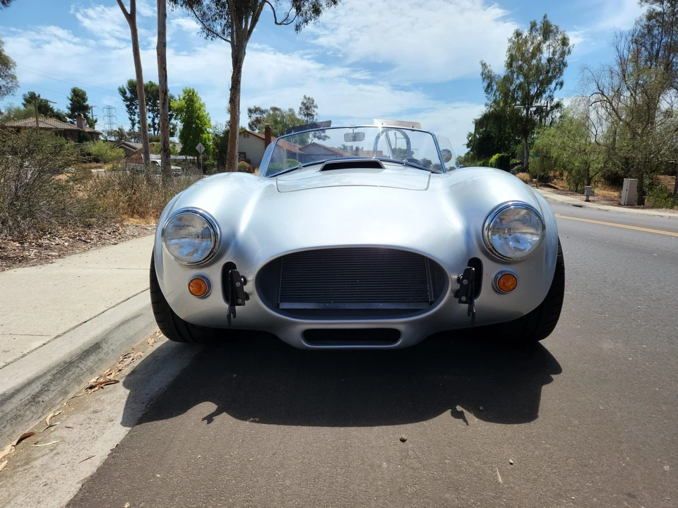 Shelby Cobra Replica - Image 14 of 31