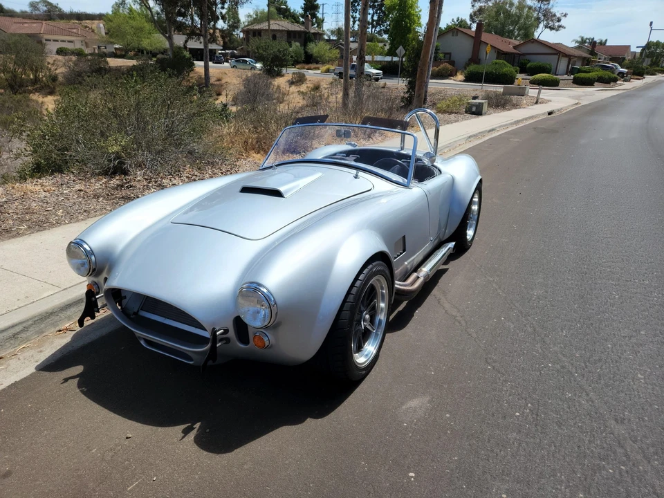 Shelby Cobra Replica - Image 10 of 31