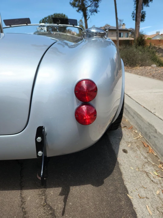 Shelby Cobra Replica - Image 19 of 31