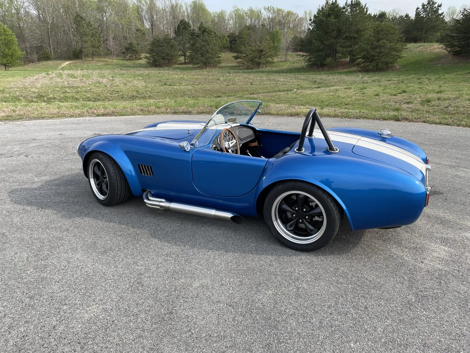 Shelby Cobra Replica - Image 6 of 31
