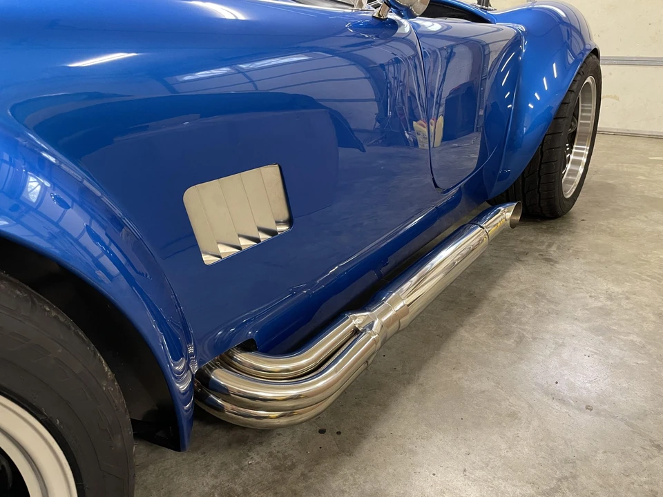 Shelby Cobra Replica - Image 23 of 31