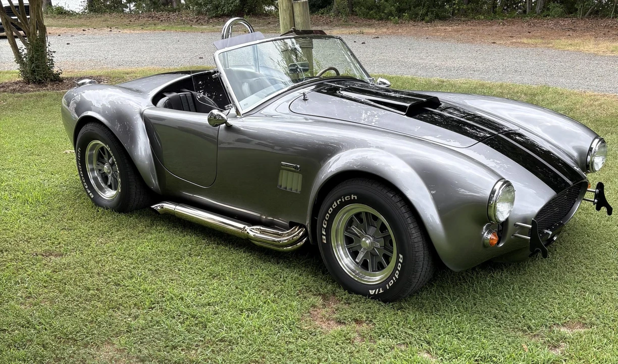 Shelby Cobra Replica - Image 10 of 31