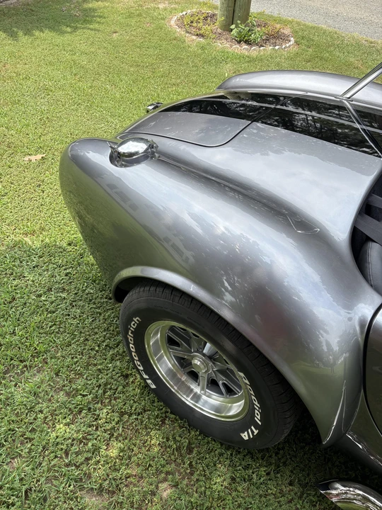 Shelby Cobra Replica - Image 15 of 31