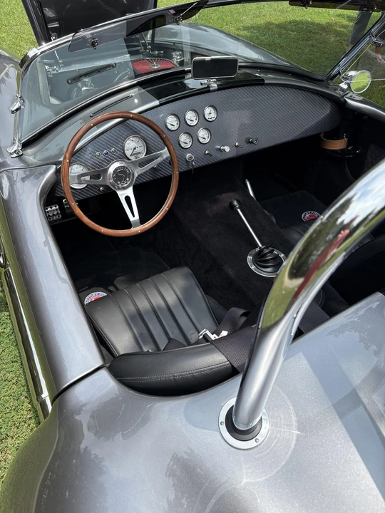 Shelby Cobra Replica - Image 22 of 31