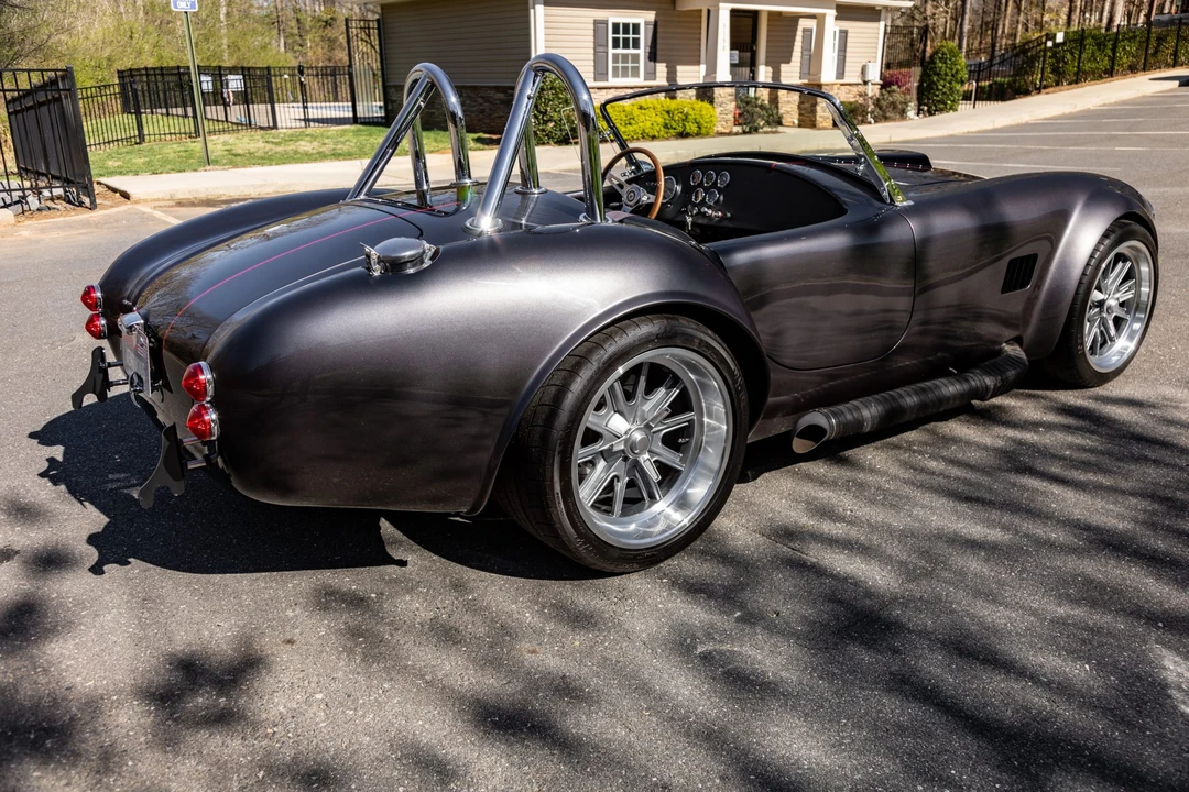 Shelby Cobra Replica - Image 6 of 31