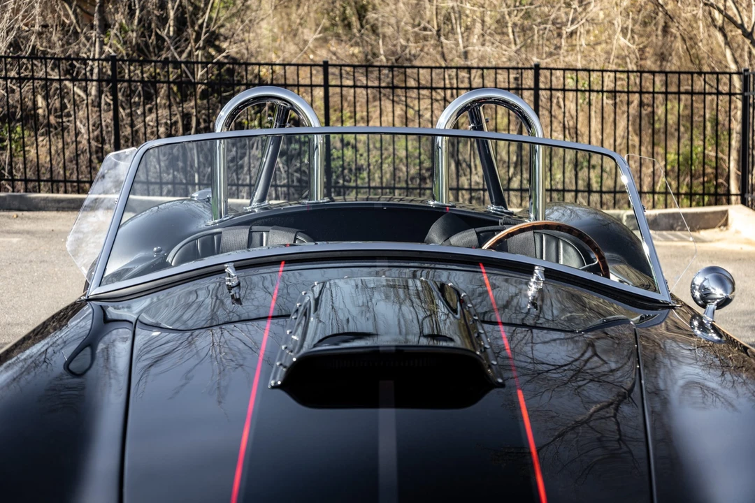 Shelby Cobra Replica - Image 10 of 31