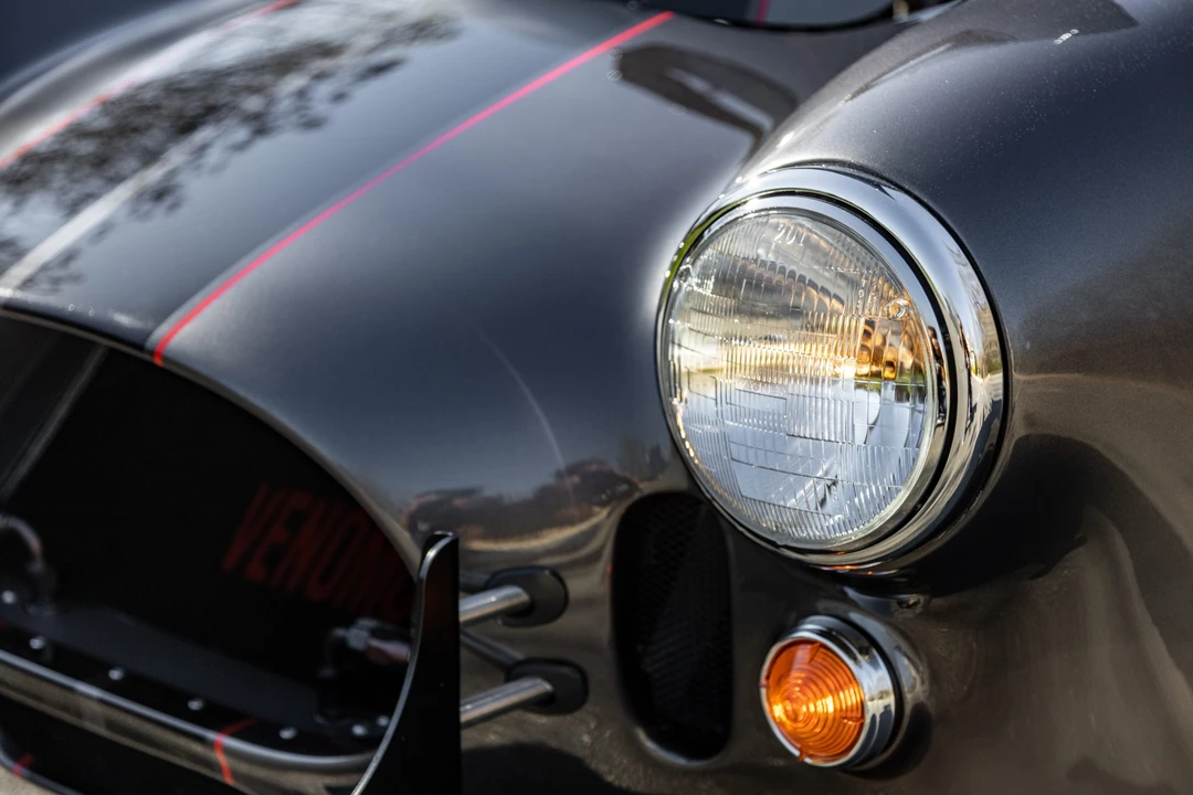 Shelby Cobra Replica - Image 13 of 31