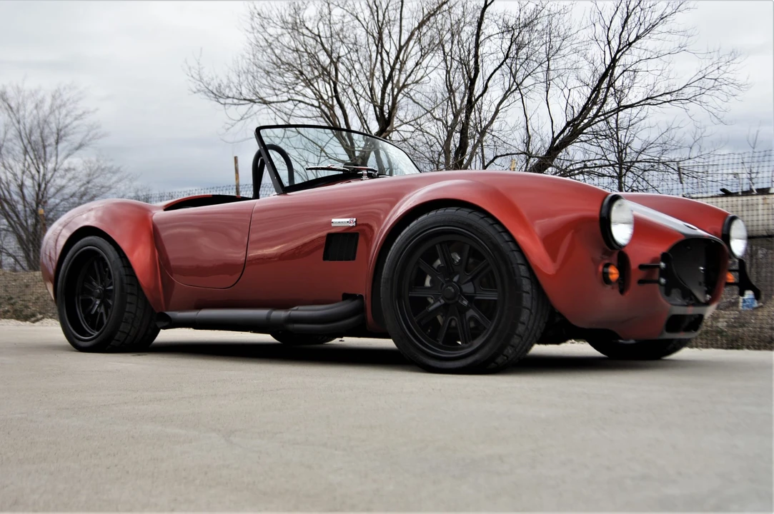 Shelby Cobra Replica - Image 7 of 31
