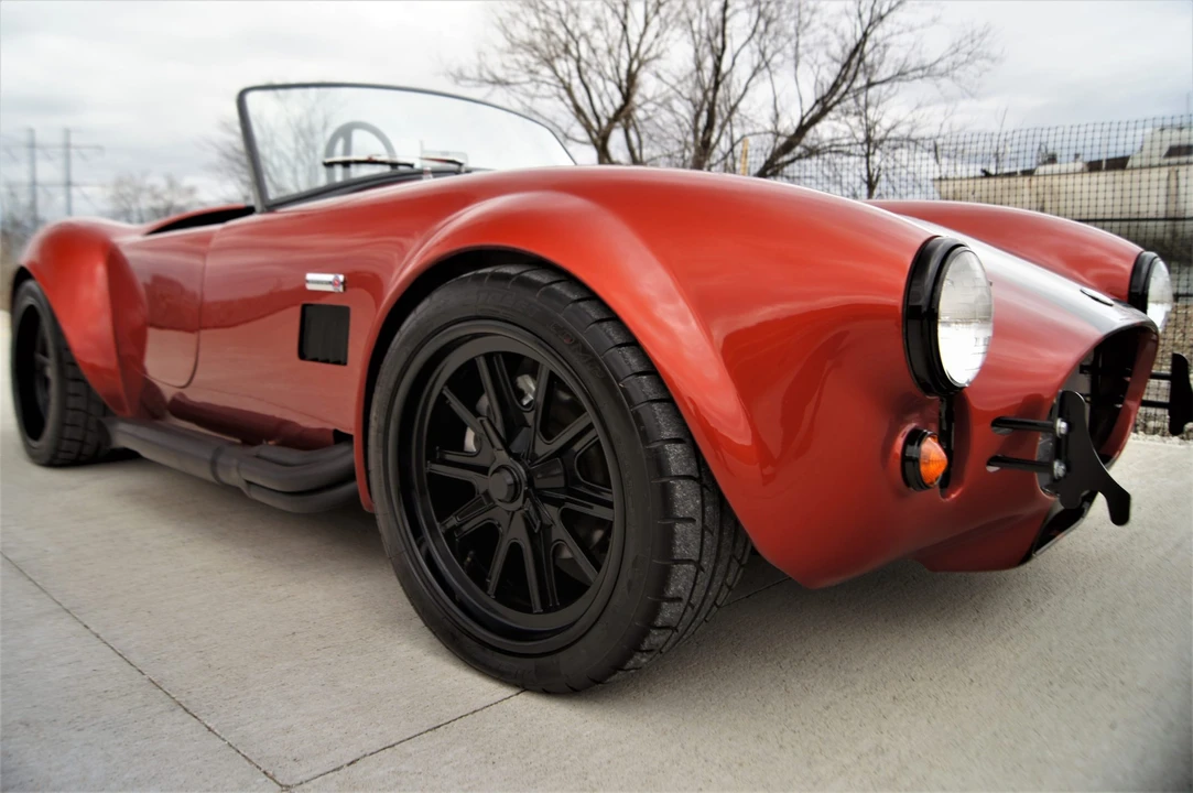 Shelby Cobra Replica - Image 11 of 31