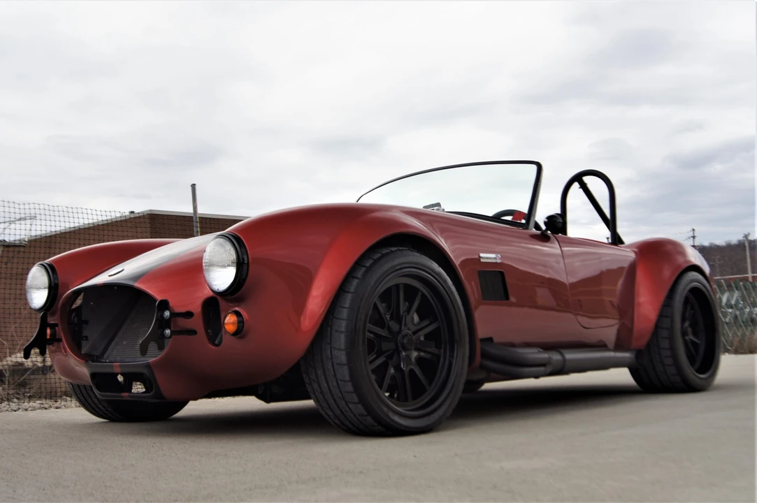 Shelby Cobra Replica - Image 27 of 31