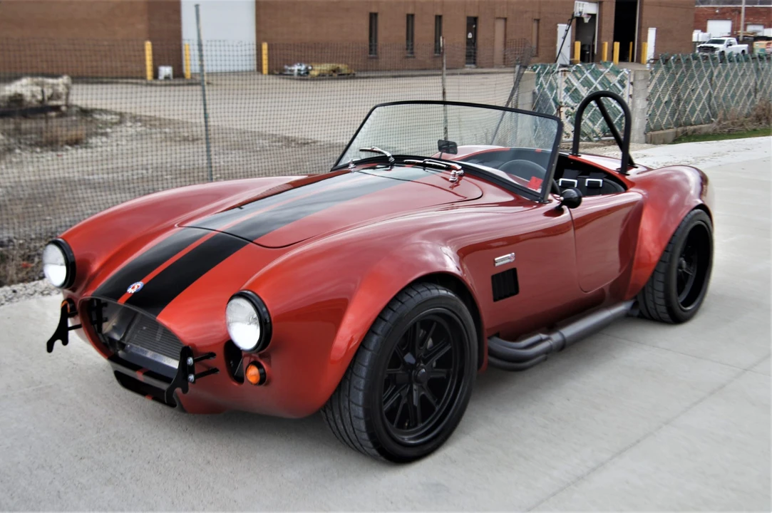 Shelby Cobra Replica - Image 25 of 31