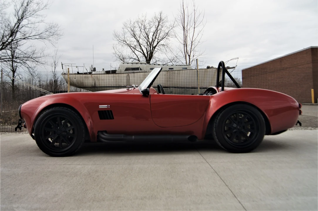 Shelby Cobra Replica - Image 29 of 31