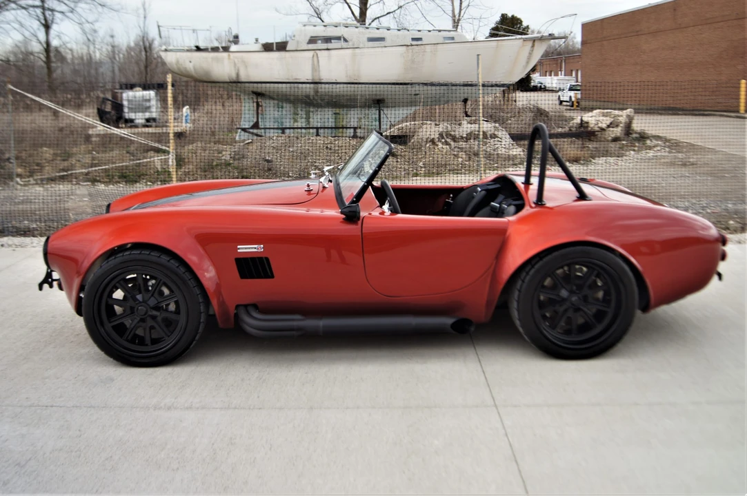 Shelby Cobra Replica - Image 28 of 31