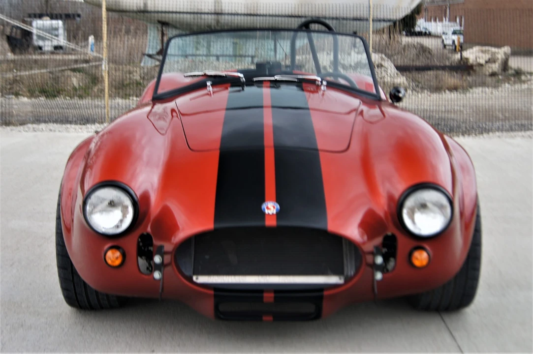 Shelby Cobra Replica - Image 14 of 31