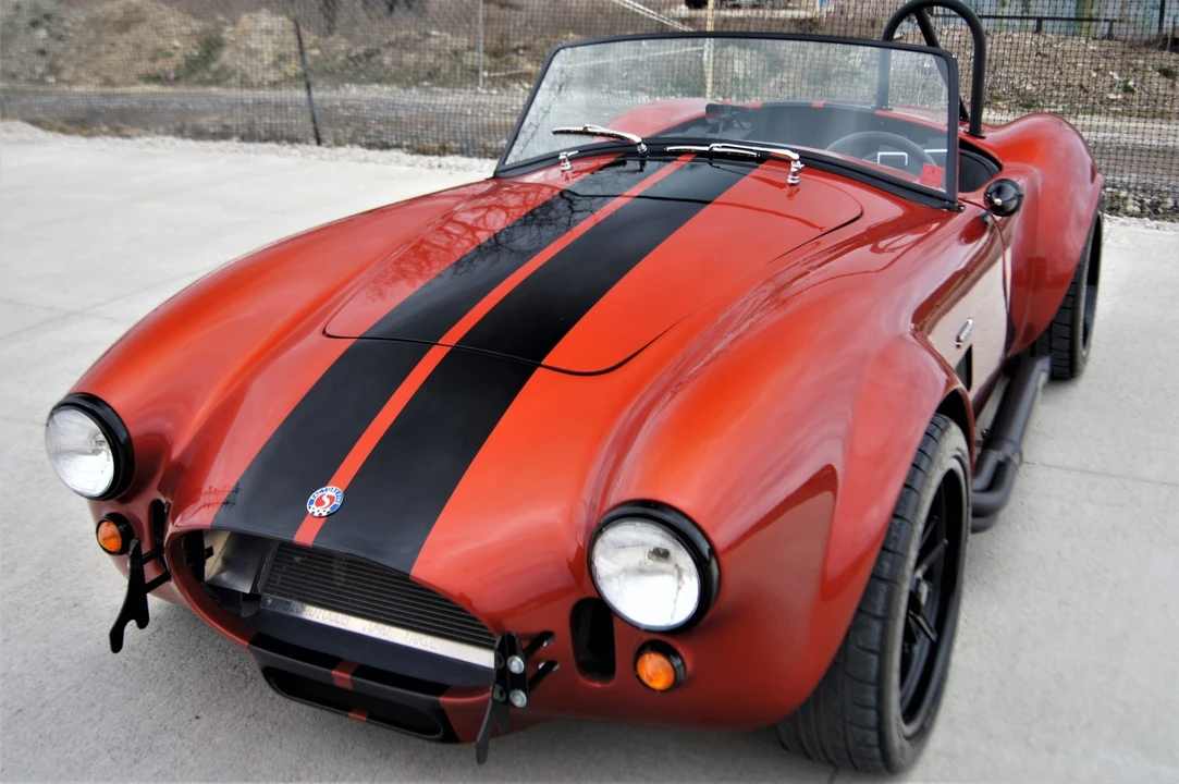 Shelby Cobra Replica - Image 16 of 31
