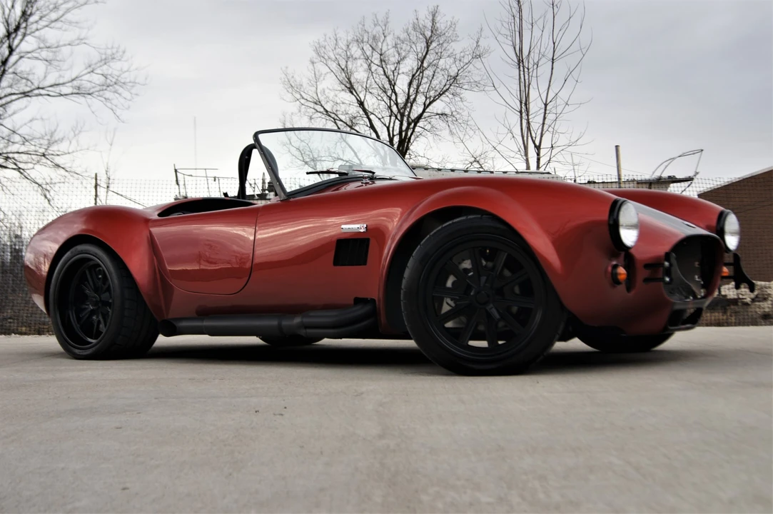 Shelby Cobra Replica - Image 5 of 31