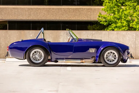 Shelby Cobra Replica - Image 2 of 31